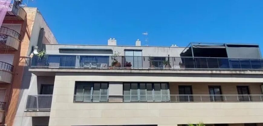 Spain Alicante apartment in Torrevieja suitable for an office RML-02040