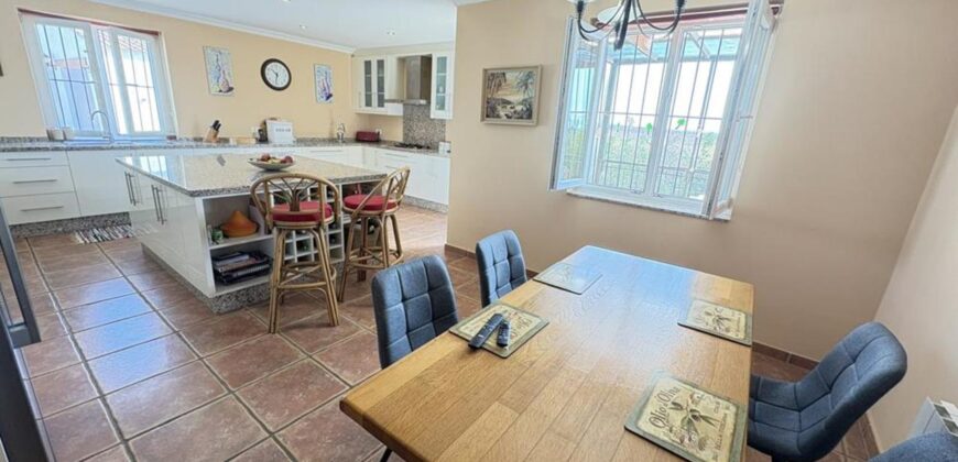 Spain bowling club + restaurant+ business for sale + family home SVM738457