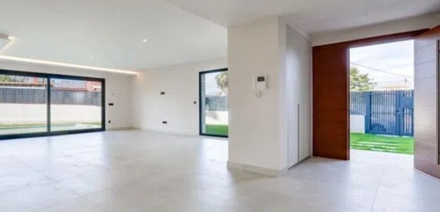 Spain Alicante brand new luxurious villa in L’Albir 000170