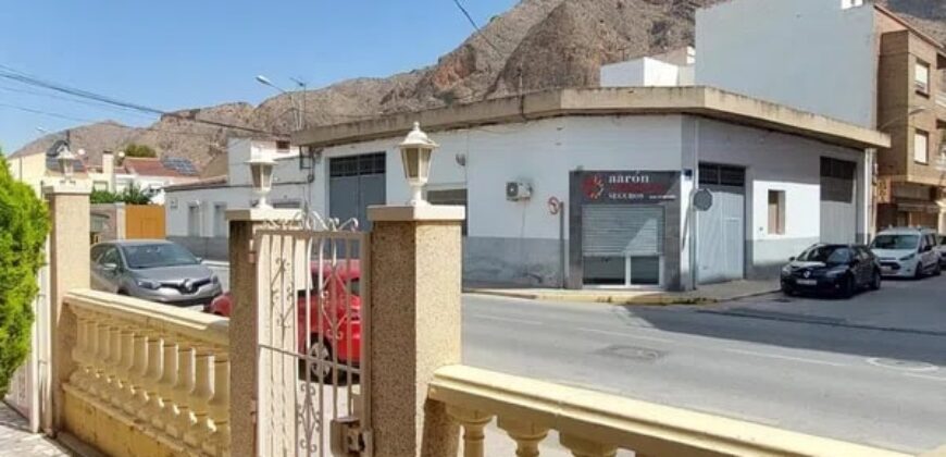 Spain Alicante detached house or villa in the heart of Redovan RML-02086