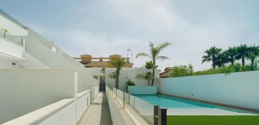 Spain Alicante villas and bungalows close to the sea RML-02176