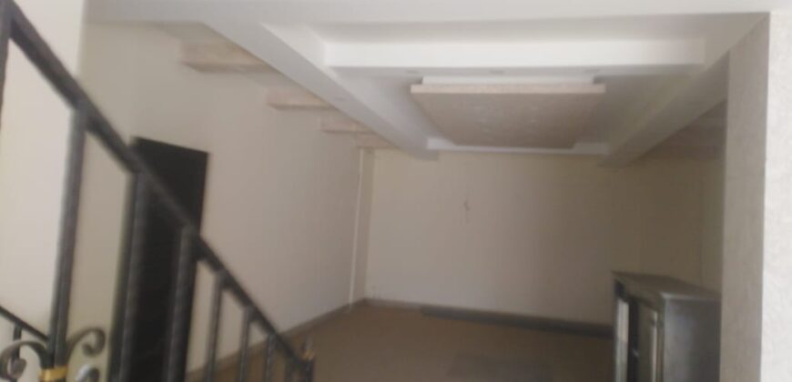 Shop 175 m for Rent in Zahle-Haouch El Omara Ref#6309