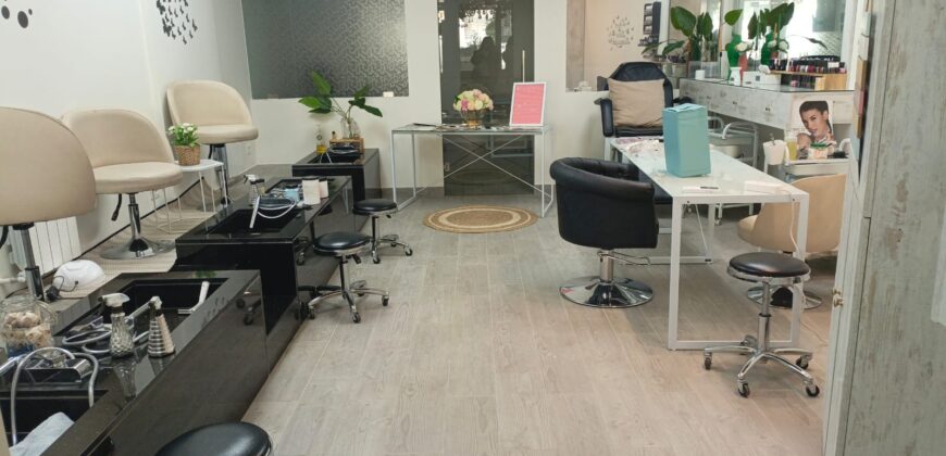 Ain el ghossein equipped shop for rent suitable for a beauty salon #6318