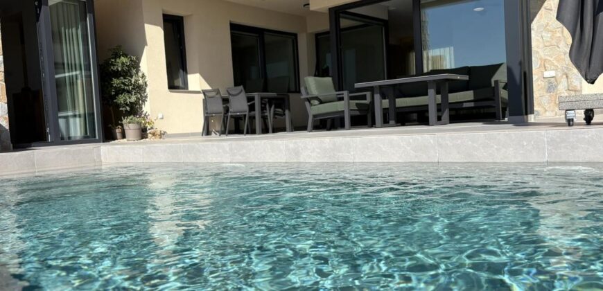 Spain Get your residency! fully furnished villa with pool & garden SVM744411