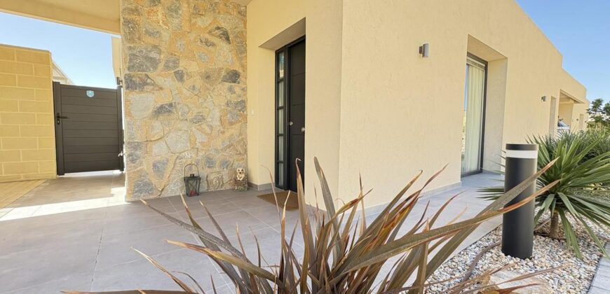 Spain Get your residency! fully furnished villa with pool & garden SVM744411