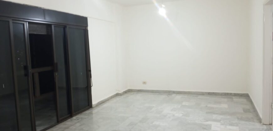 antelias apartment for rent Ref#6346