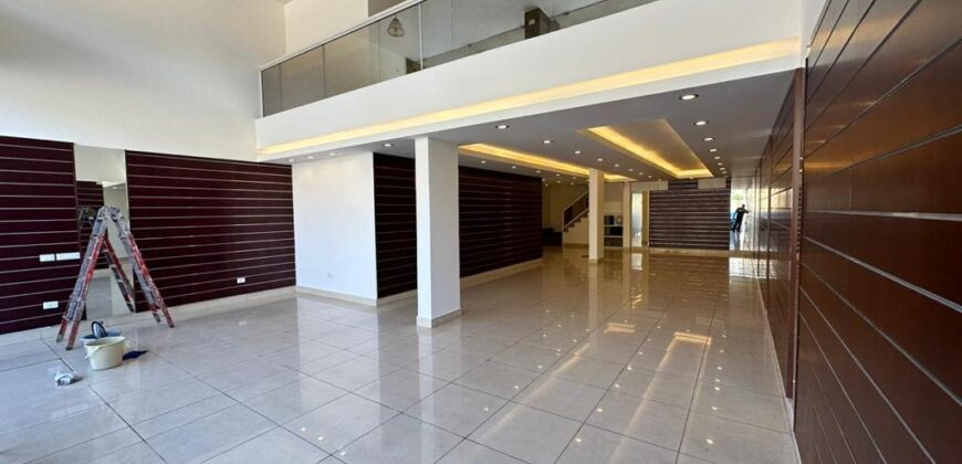 haouch el omara shop two floors for rent stargate area Ref#6353