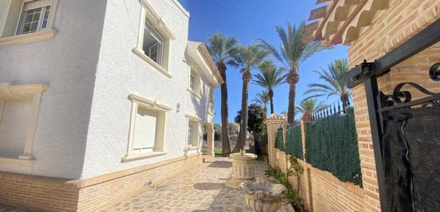 Spain Alicante Get your residency! luxury villa Few Meters from the Beach SVM703147