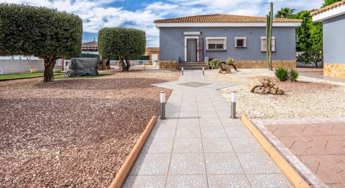 Spain Murcia Get your residence visa! villa with pool & garden MSR-37TM-V