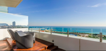 Spain A unique penthouse with spectacular views of the sea and Barcelona B19