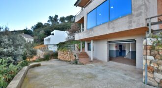 Spain four-storey home on a generous plot, prime location PR-00203