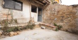 Spain Barcelona building 4 floors need renovation, Perfect for Investors! PR-00261