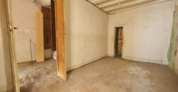 Spain Barcelona building 4 floors need renovation, Perfect for Investors! PR-00261