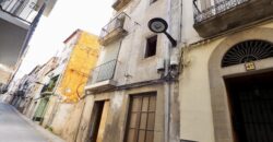 Spain Barcelona building 4 floors need renovation, Perfect for Investors! PR-00261