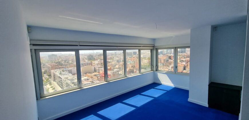 Spain A unique penthouse with spectacular views of the sea and Barcelona B19