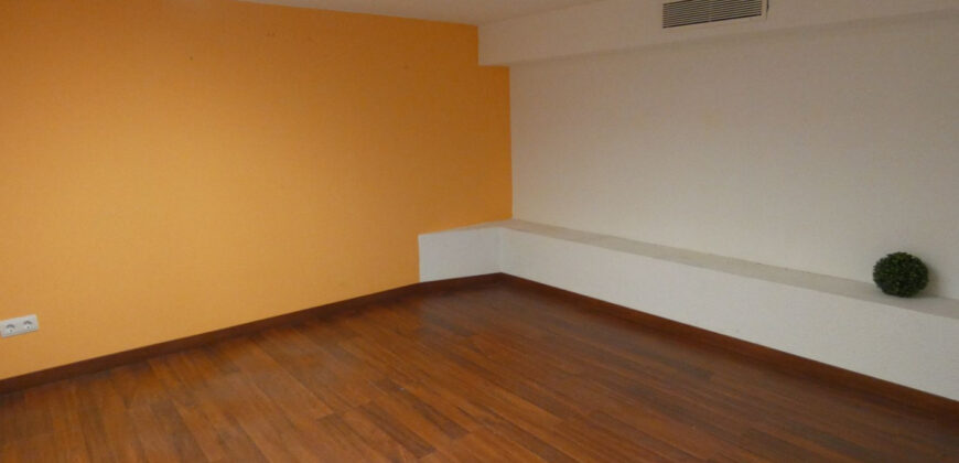 Spain commercial premises 2 floors, EXCELLENT LOCATION 3451-02228