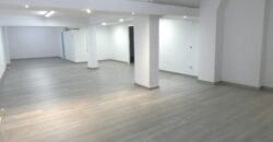 Opportunity! Great premises in Barcelona with 2 offices PR-00167