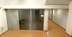 Opportunity! Great premises in Barcelona with 2 offices PR-00167