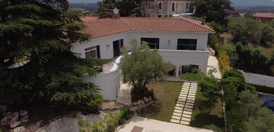 Spain two-storey villa on a 2,000 sqm plot with pool & terrace 3451-02506