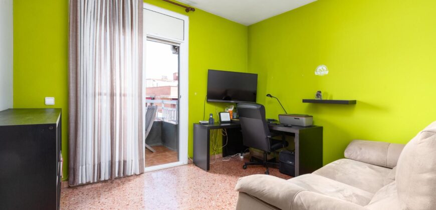 Spain fully renovated apartment in Barcelona, good location PR-00269