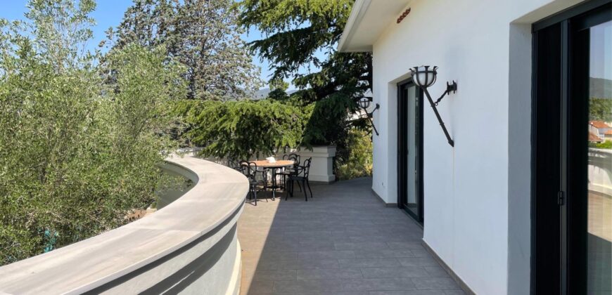 Spain two-storey villa on a 2,000 sqm plot with pool & terrace 3451-02506