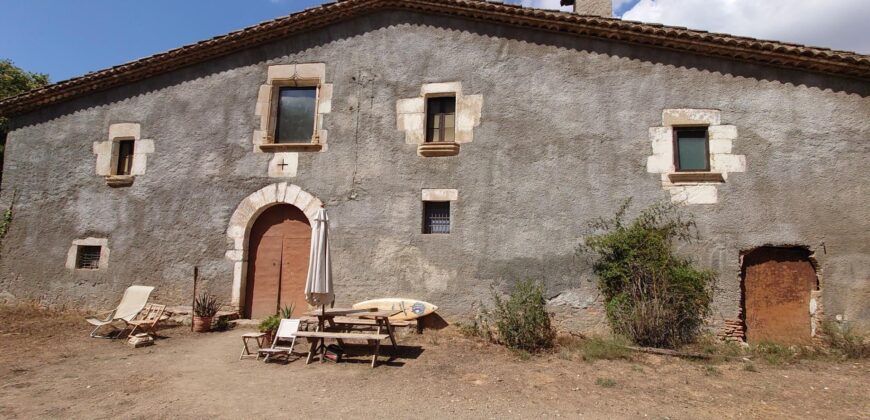 Spain farmhouse with 12 hectares of land & forests, need renovation PR-00247