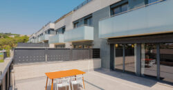 Spain Semi-detached houses in an exclusive area, sea view, Barcelona B5