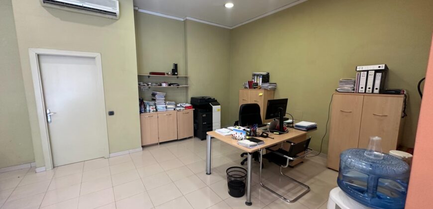 Spain office prime location in Barcelona, excellent visibility PR-00190