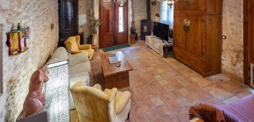 Spain Valencia renovated villa 3 floors with terrace, pool & garden 004955