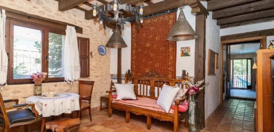 Spain Valencia renovated villa 3 floors with terrace, pool & garden 004955