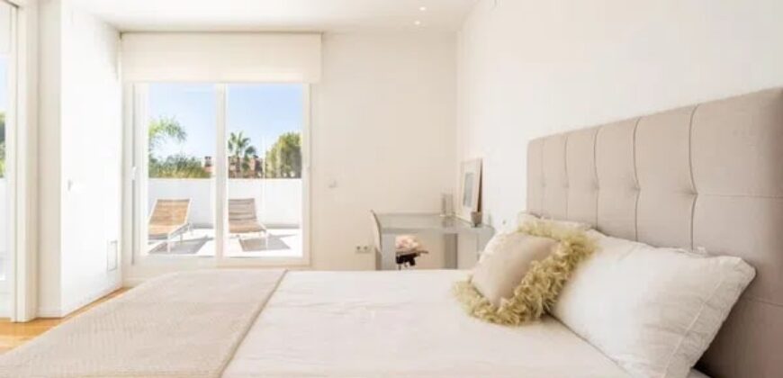 Spain villa in one of the most exclusive residential areas in Valencia 005705