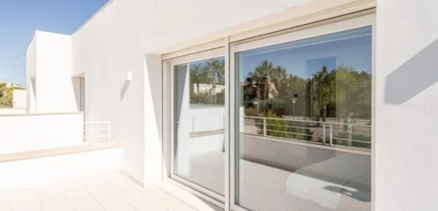 Spain villa in one of the most exclusive residential areas in Valencia 005705