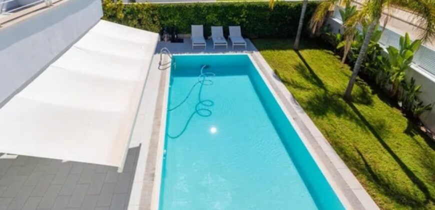 Spain villa in one of the most exclusive residential areas in Valencia 005705