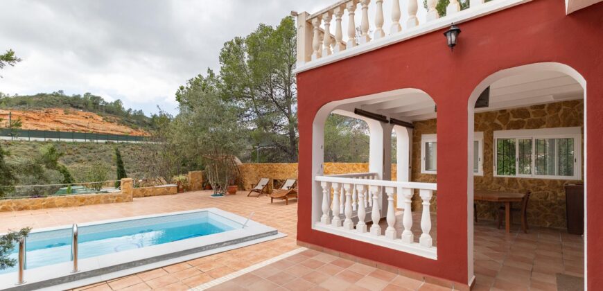 Spain impressive villa 2 floors with terrace, pool and garden 005755