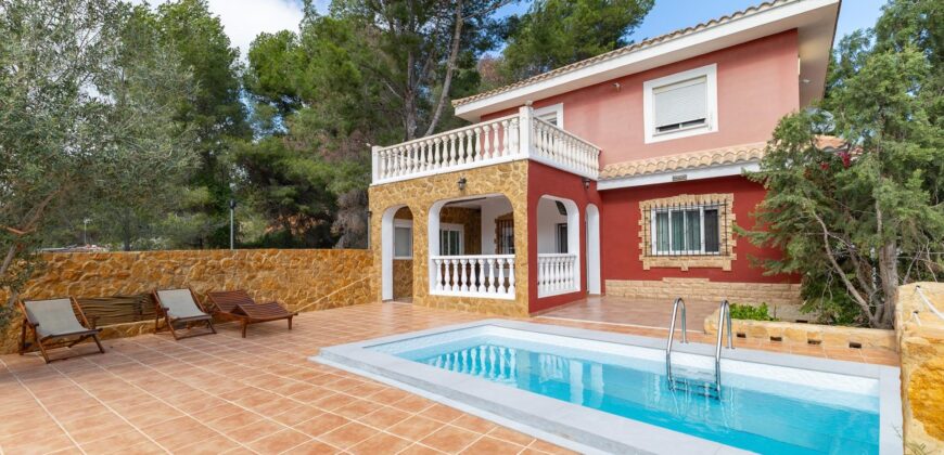 Spain impressive villa 2 floors with terrace, pool and garden 005755