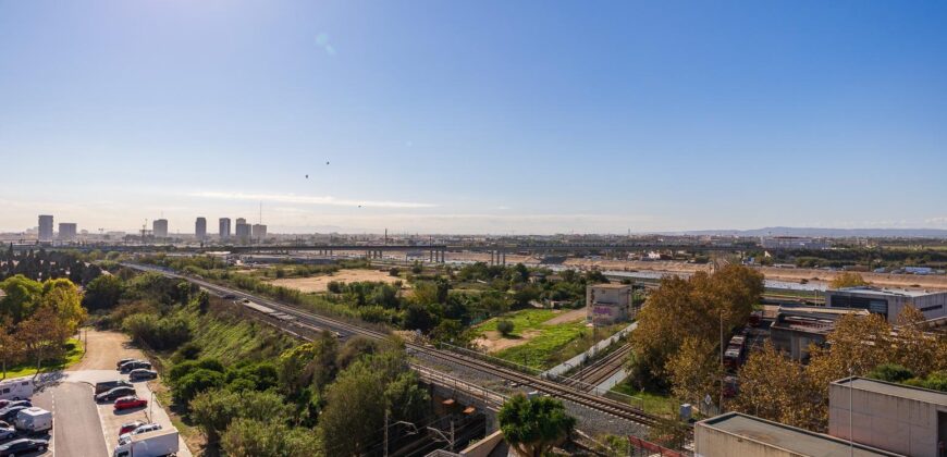 Spain penthouse with unique views of the city of Valencia 005935