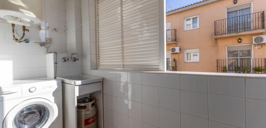 Spain Valencia semi detached house in a prime location 005725