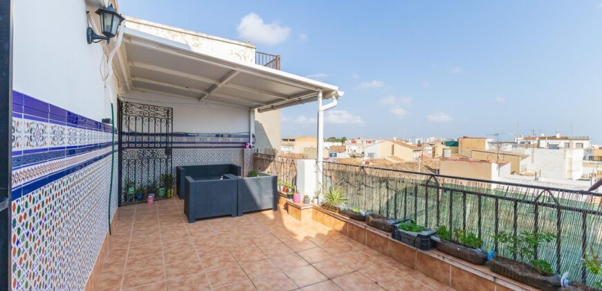 Spain penthouse in the center of Alcàsserl, Valencia with terrace 005865