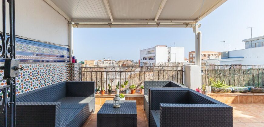 Spain penthouse in the center of Alcàsserl, Valencia with terrace 005865