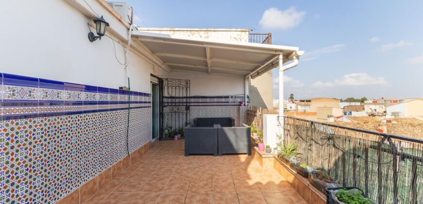 Spain penthouse in the center of Alcàsserl, Valencia with terrace 005865