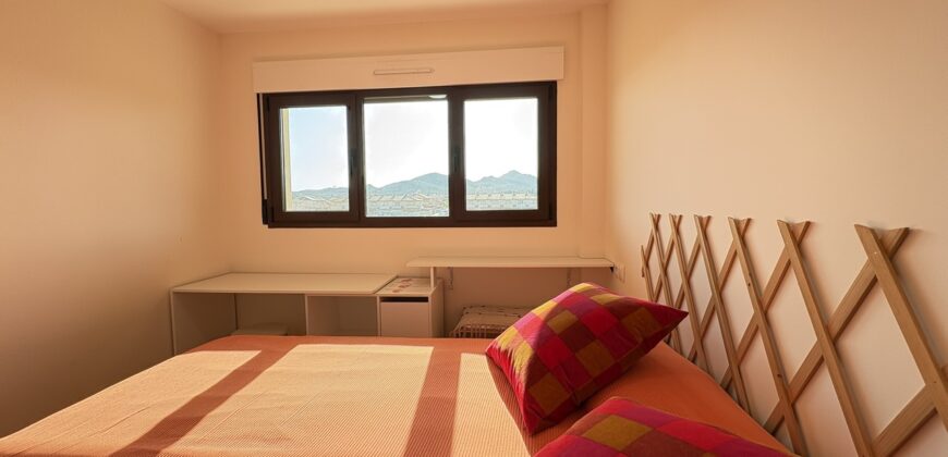 Spain Get your residency! Stunning beachfront apartment SVM737596