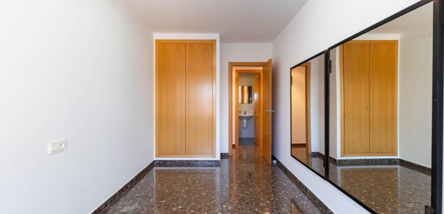 Spain Valencia charming apartment located in a quiet area 006115