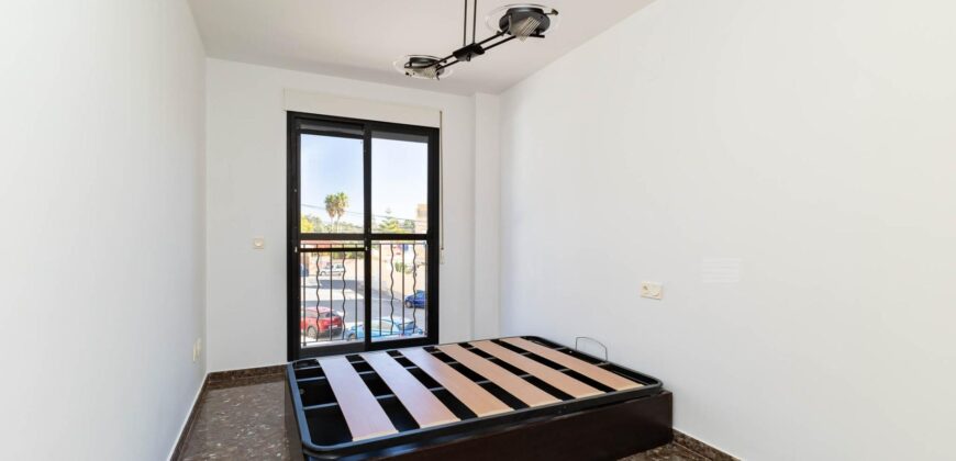 Spain Valencia charming apartment located in a quiet area 006115