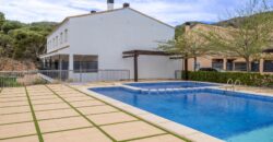 Spain Semi-detached house in a fantastic private development 003845