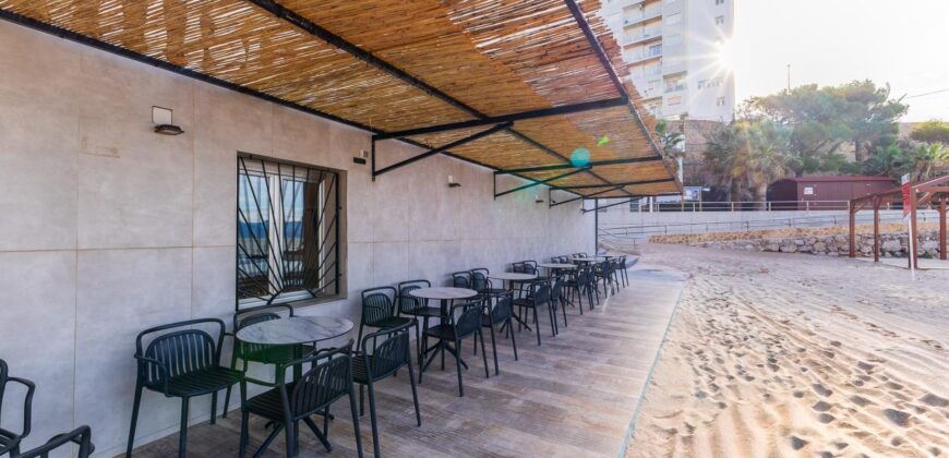 Spain Unique Opportunity! An exclusive bar on the beachfront of Cullera