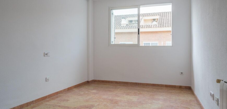 Spain semi detached house three story in the most attractive area 002995