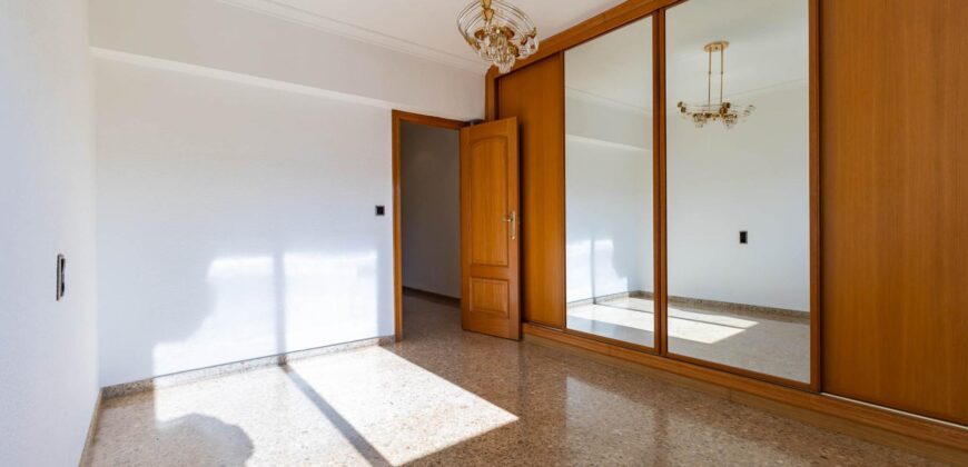 Spain Valencia apartment in one of the best areas of Benisanó 006125