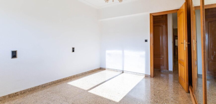 Spain Valencia apartment in one of the best areas of Benisanó 006125