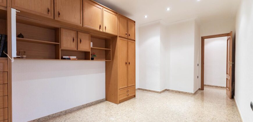 Spain Valencia apartment in one of the best areas of Benisanó 006125