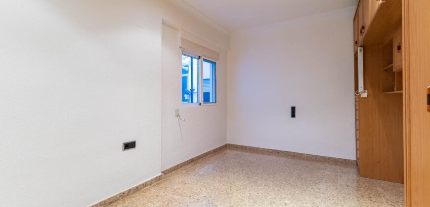 Spain Valencia apartment in one of the best areas of Benisanó 006125